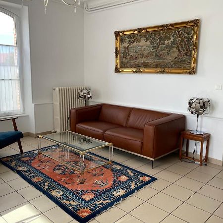 Gite Les Minimes Avallon Esterno foto