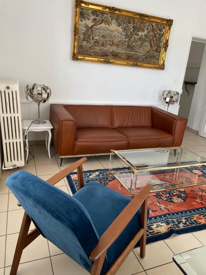 Gite Les Minimes Avallon Esterno foto