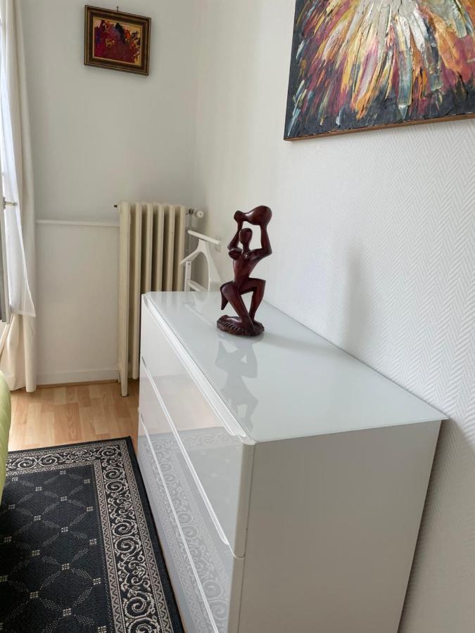 Gite Les Minimes Avallon Esterno foto