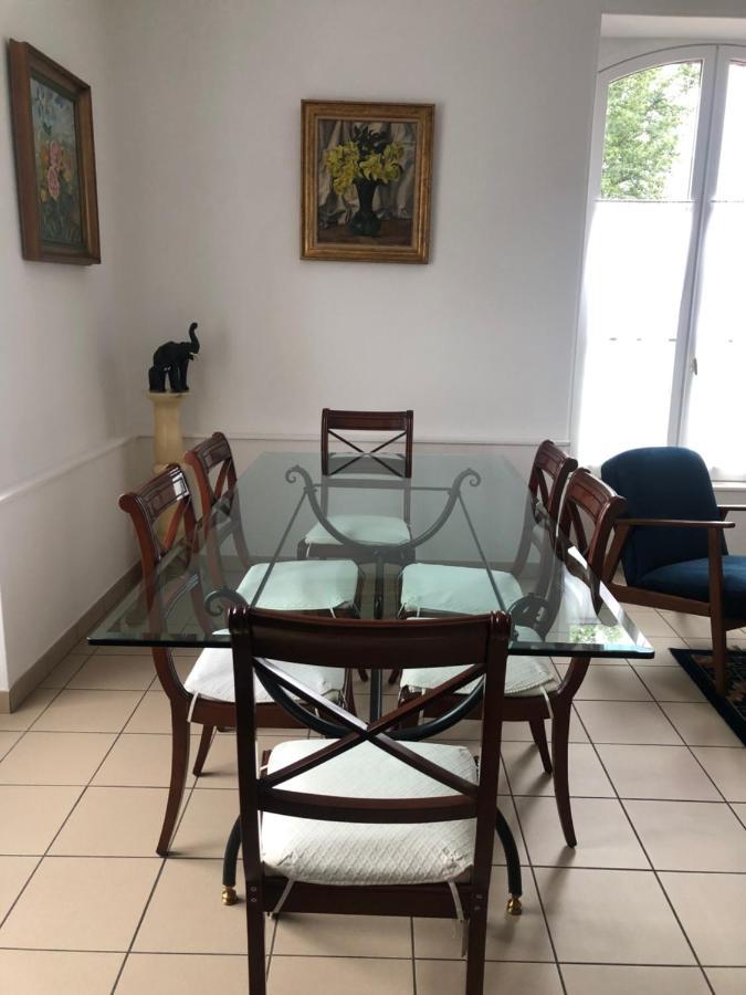 Gite Les Minimes Avallon Esterno foto